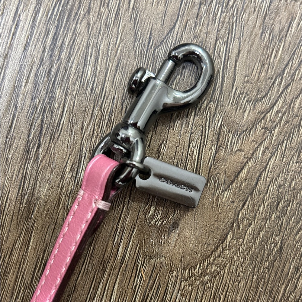 Coach Pink Coin Purse with Clip - Picture 6 of 6